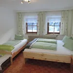 Unterlanschuetzhof Apartman Sankt Michael im Lungau