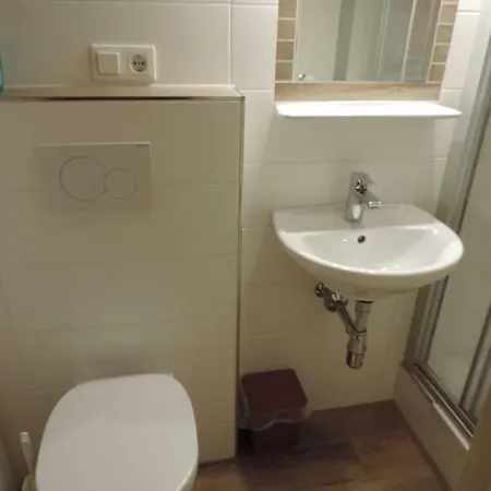 Unterlanschuetzhof アパート *